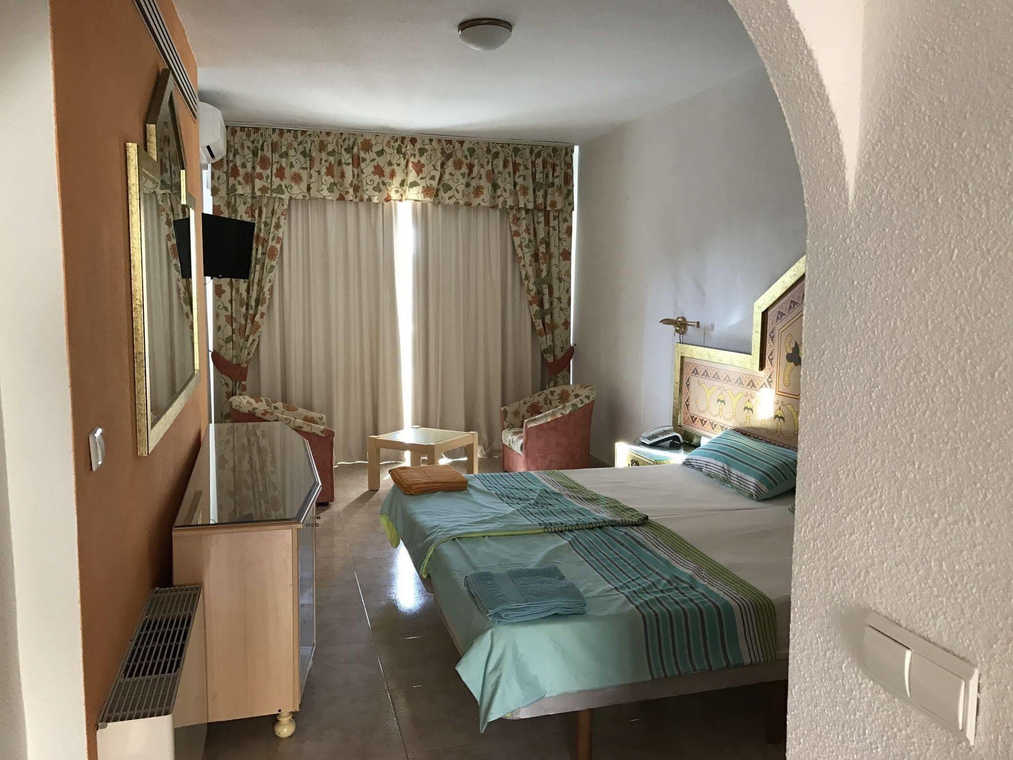 Hotel Algorfa Castillo de Montemar Dış mekan fotoğraf